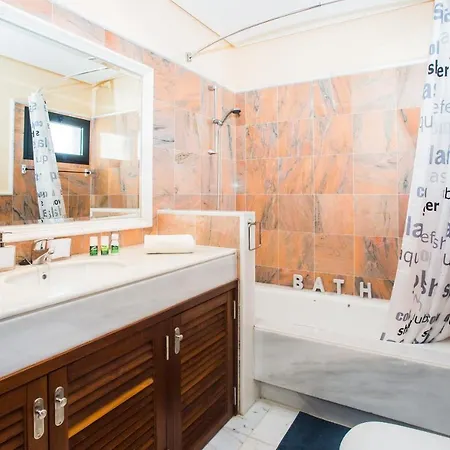 别墅 Eslanzarote Eleonor, Super Wifi, Heated Pool, Sat Tv *