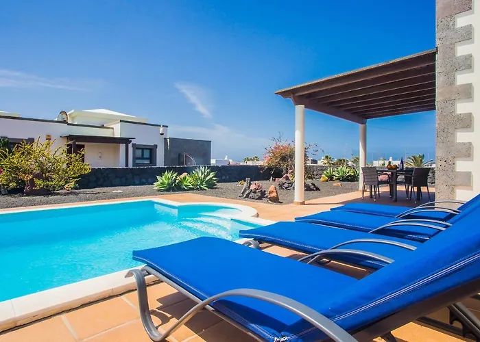 Eslanzarote Eleonor, Super Wifi, Heated Pool, Sat Tv فيلة