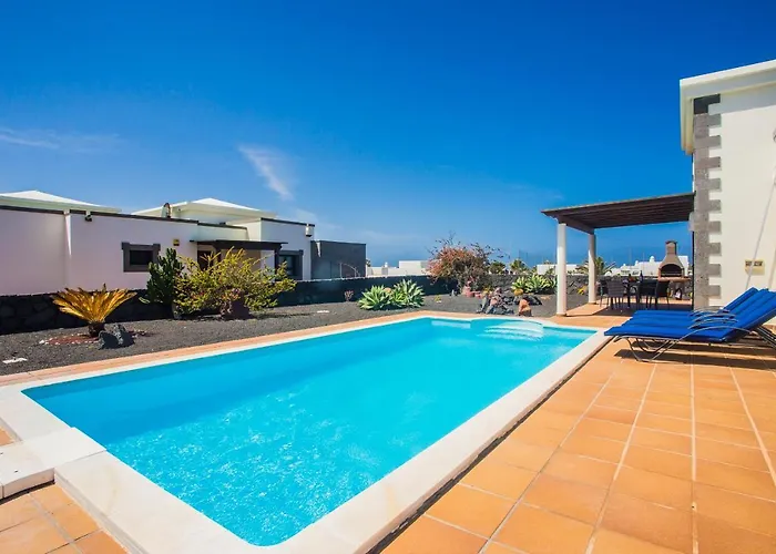 Eslanzarote Eleonor, Super Wifi, Heated Pool, Sat Tv *