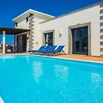 Eslanzarote Eleonor, Super Wifi, Heated Pool, Sat Tv Вілла